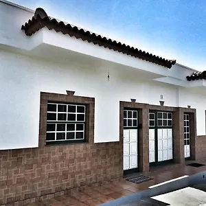 villa-la-ponderosa.in-canary-islands.com/